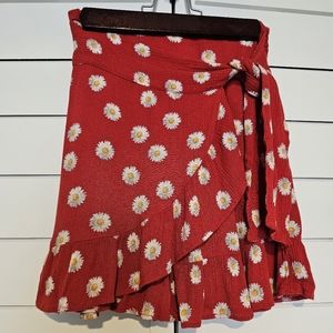 Stradivarius Red Daisy Print Wrap Mini Skirt Size S